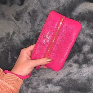 kate spade wristlet